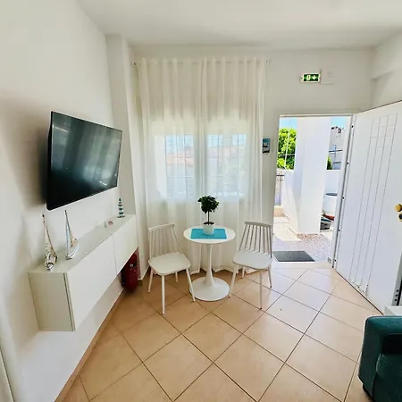 Mg Sea View & Private Parking